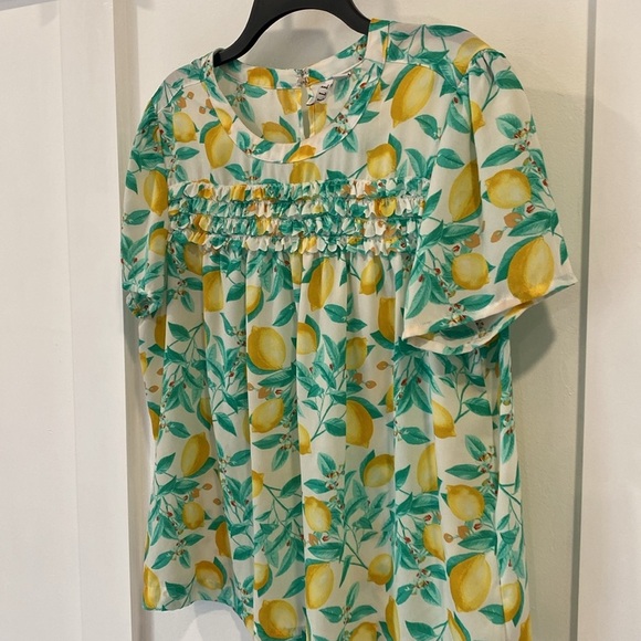 ELLE lemon print short sleeve blouse - Picture 6 of 10